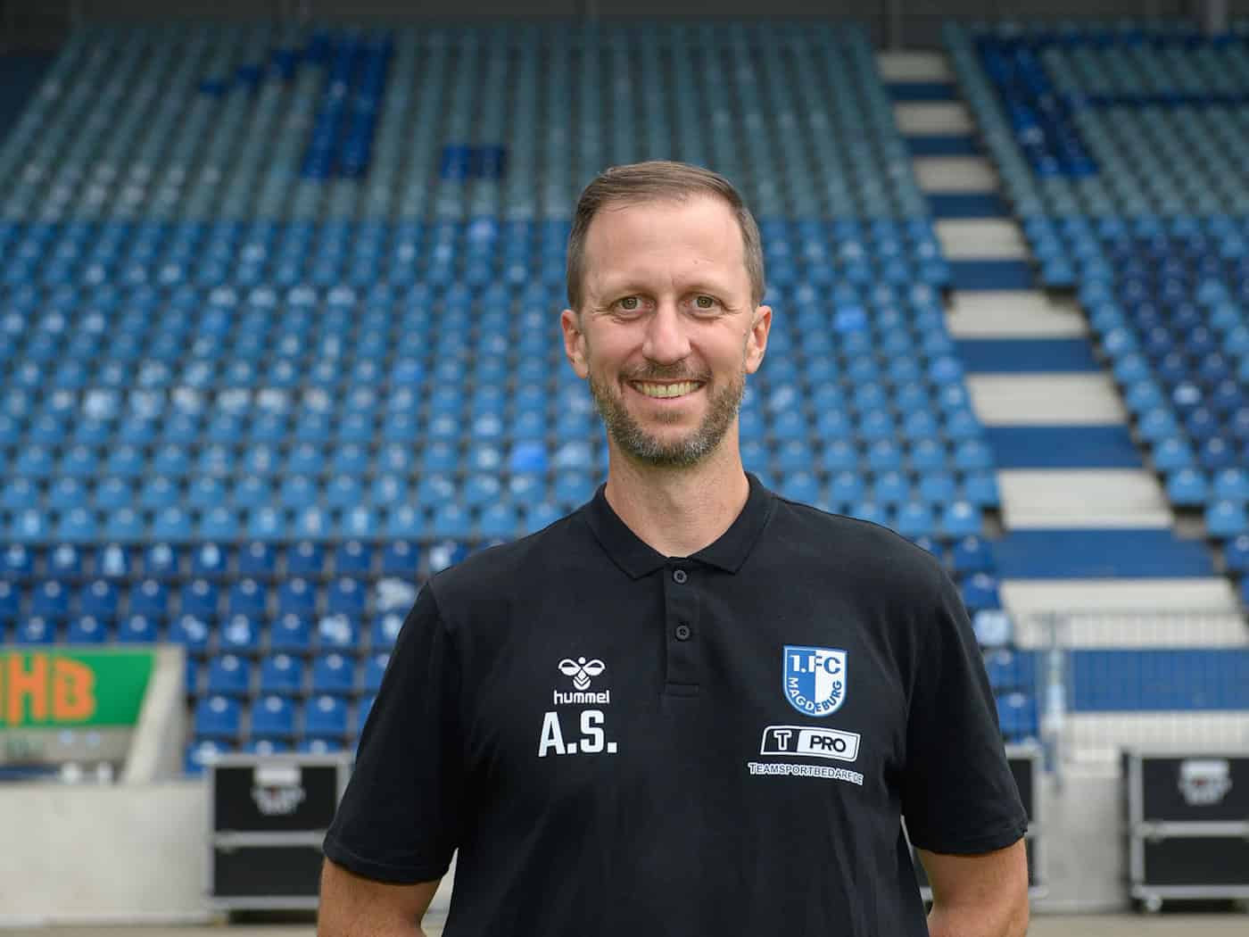 Im Vorjahr noch im Trikot des 1. FC Magdeburg: Andreas Schumacher unterstützt ab sofort Hertha-Coach Stefan Leitl. (Archivbild) / Foto: Klaus-Dietmar Gabbert/dpa