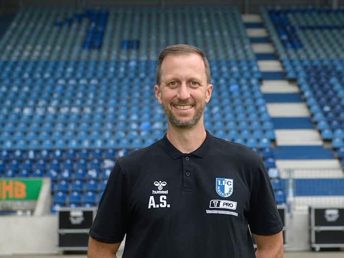 Im Vorjahr noch im Trikot des 1. FC Magdeburg: Andreas Schumacher unterstützt ab sofort Hertha-Coach Stefan Leitl. (Archivbild) / Foto: Klaus-Dietmar Gabbert/dpa