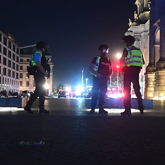 Polizei sucht im Tiergarten in Berlin nach Spuren