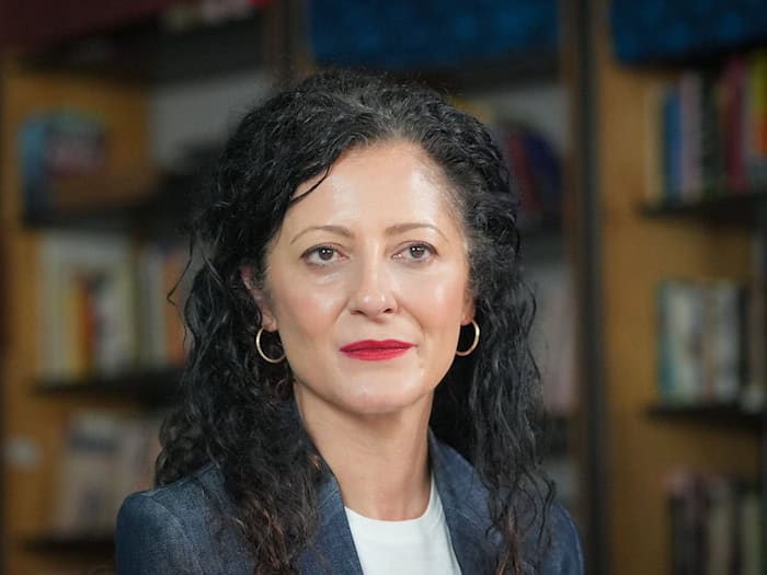 Die SPD-Politikerin Cansel Kiziltepe ist seit 2023 Berliner Senatorin für Arbeit, Soziales, Gleichstellung, Integration, Vielfalt und Antidiskriminierung  / Foto: Soeren Stache/dpa