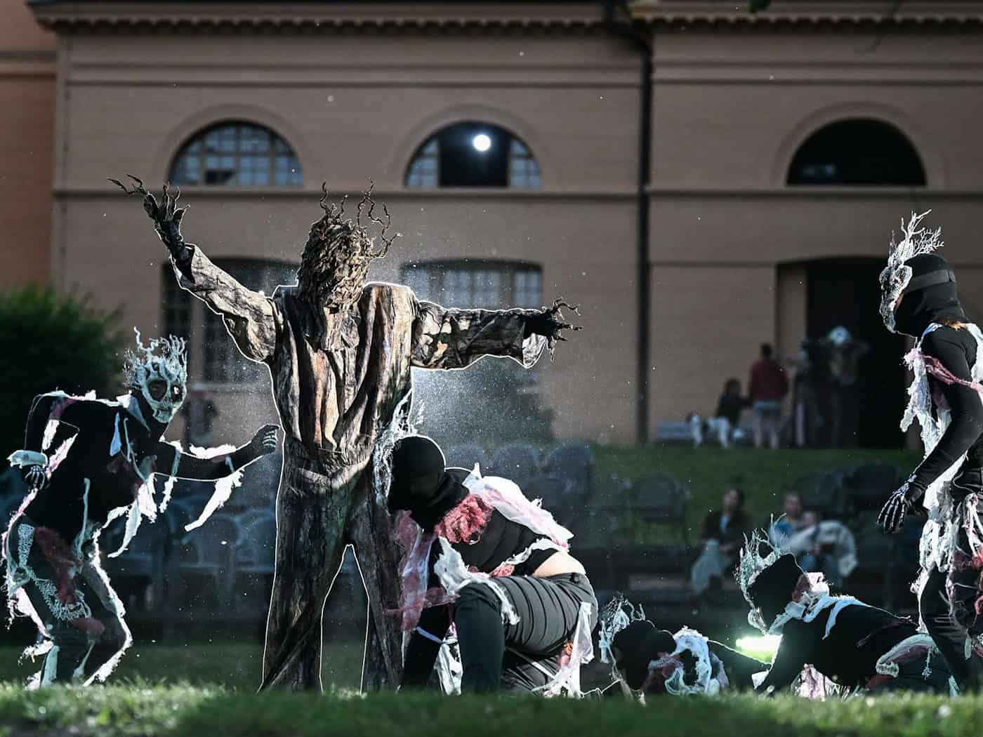 Theatersommer Netzeband startet 30. Saison mit Operndrama und riesiger Freilichtbühne