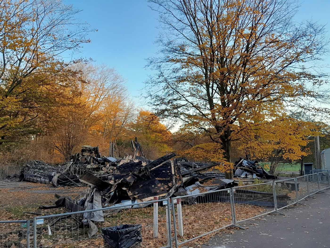 Zwischen 3.400 und 5.500 Kinder besuchten das Zentrum vor dem Feuer jährlich. (Archivbild) / Foto: Anja Sokolow/dpa