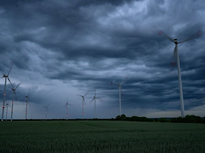 Wie entwickelt sich die Windkraft in Brandenburg? / Foto: Patrick Pleul/dpa