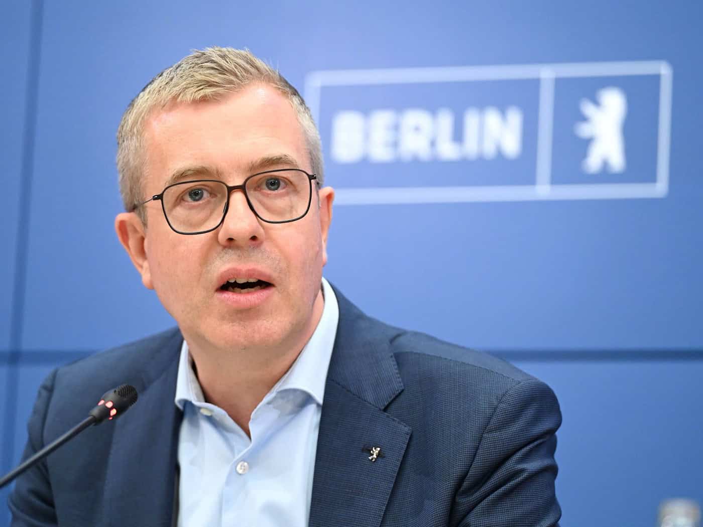 Stefan Evers war lange CDU-Generalsekretär in Berlin, seit drei Jahren ist er Finanzsenator. Kommt nun für ihn der nächste Schritt? (Archivbild) / Foto: Elisa Schu/dpa
