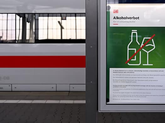 Deutsche Bahn weitet Alkoholkonsumverbot an Bahnhöfen aus – ab Dienstag in Berlin, Kiel und Braunschweig