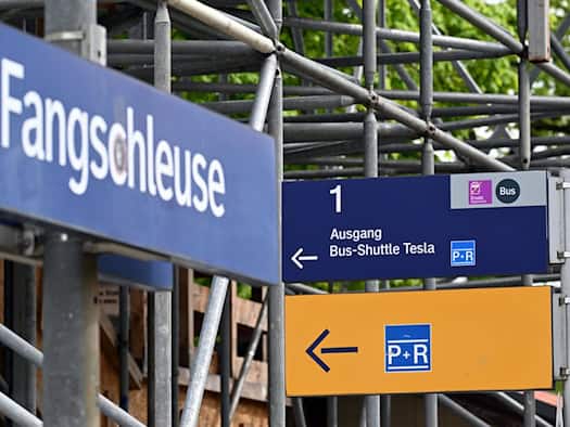 Neuer Bahnhof Fangschleuse nahe Tesla-Werk in Grünheide eröffnet
