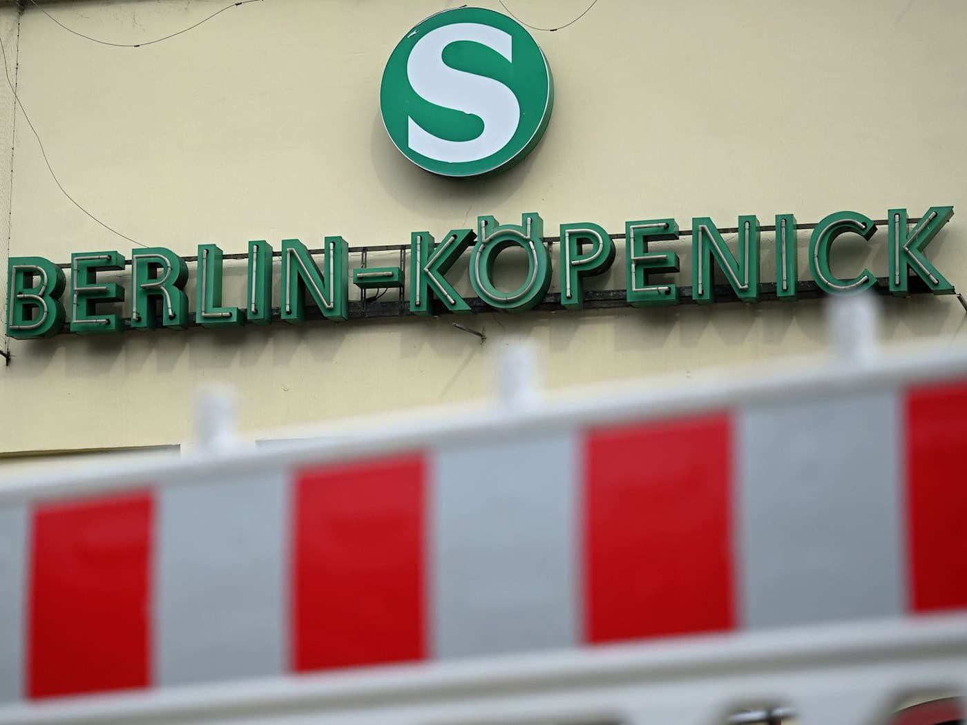 Bahnhof Köpenick nach Fund mutmaßlicher Fliegerbombe kurz gesperrt