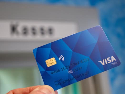 Berlin führt SocialCard für neu ankommende Asylsuchende ein