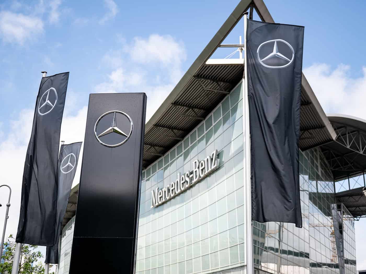EU-Kommission genehmigt Verkauf von sieben Mercedes-Autohäusern in Berlin und Brandenburg an GAHL