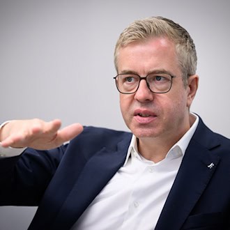 Evers will mehr KI-basierte Videoüberwachung
