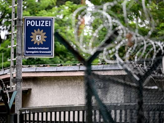 Explosionen im Grunewald? Polizei weist auf Übung hin