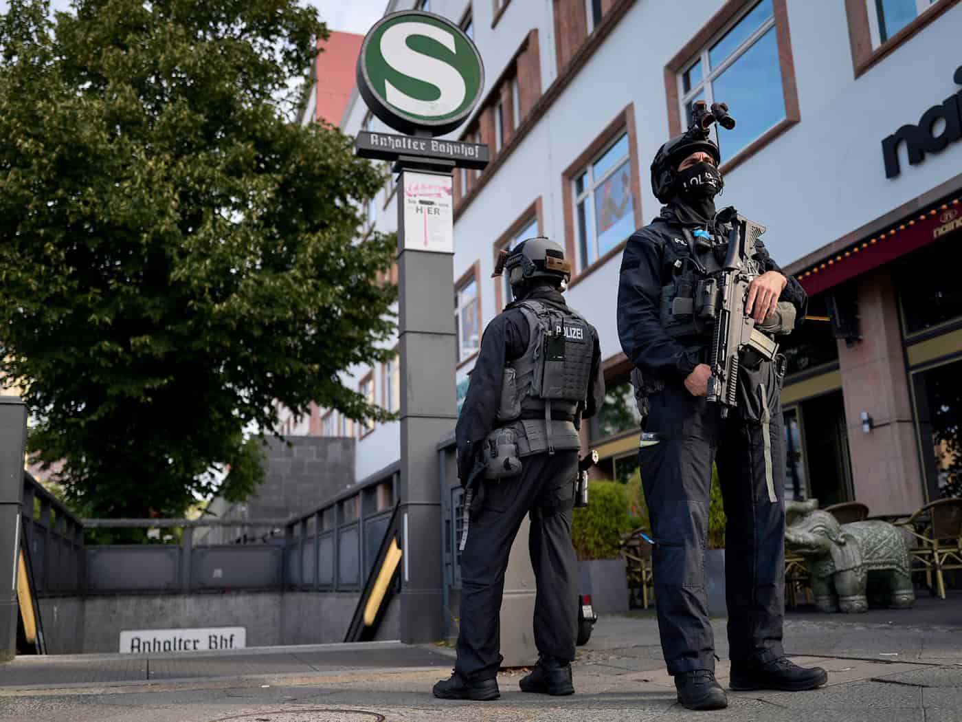 Fehlerhafte Polizei-Schutzwesten: Vorwürfe gegen Hersteller