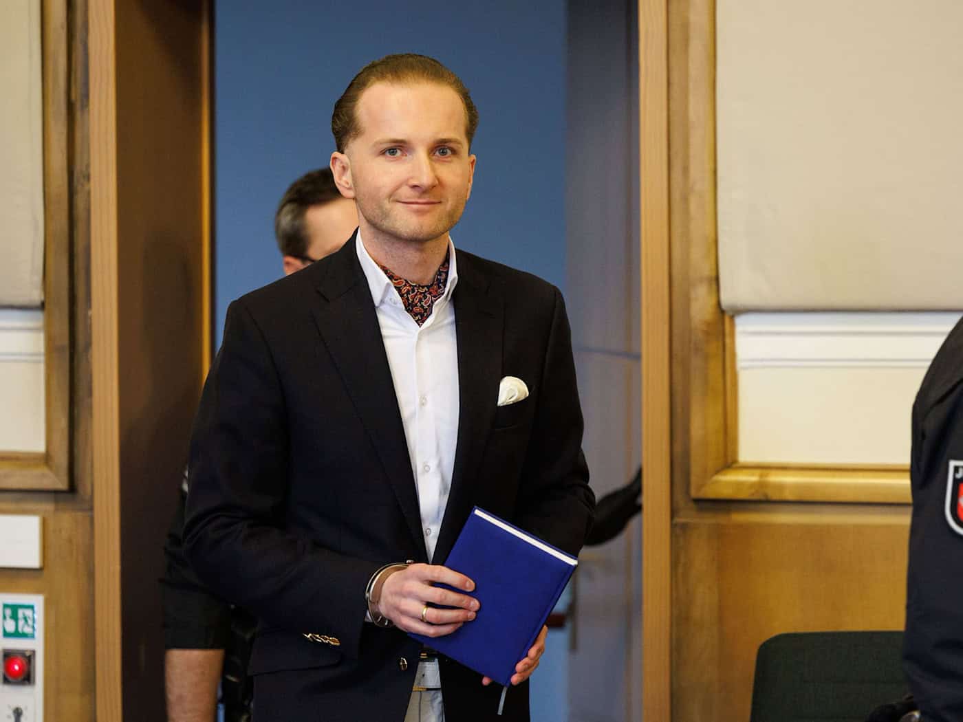Flüchtiger Betrüger Holt hat Familie zurückgelassen