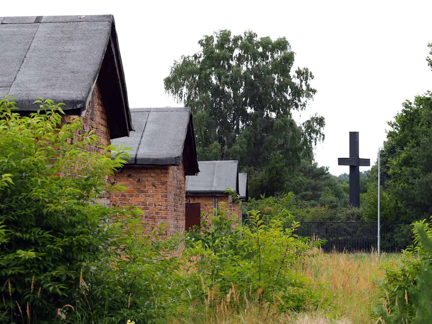 Ehemalige Häftlinge gedenken Tausender Opfer des sowjetischen Speziallagers in Sachsenhausen