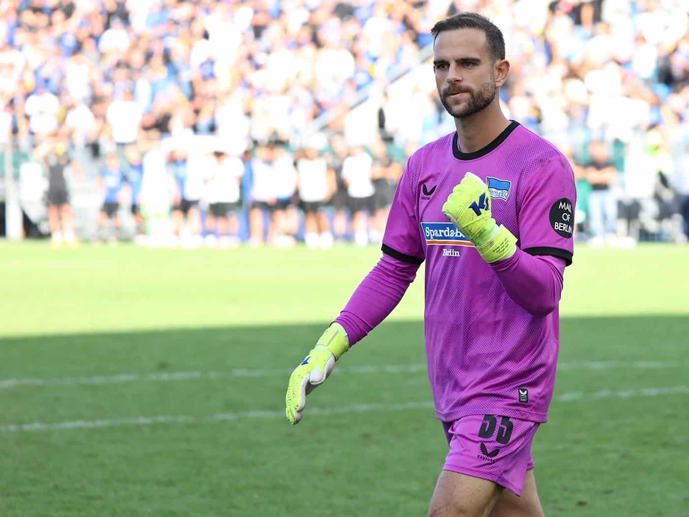 Hertha BSC in Saarbrücken weiter – Gersbeck pariert zweimal im Elfmeterschießen
