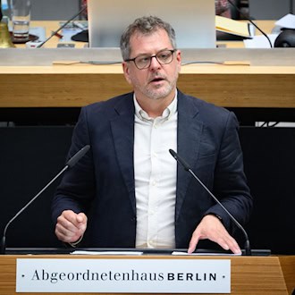 Berliner Bildungspolitik: Günther‑Wünsch weist Forderung nach mehr Gemeinschaftsschulen zurück