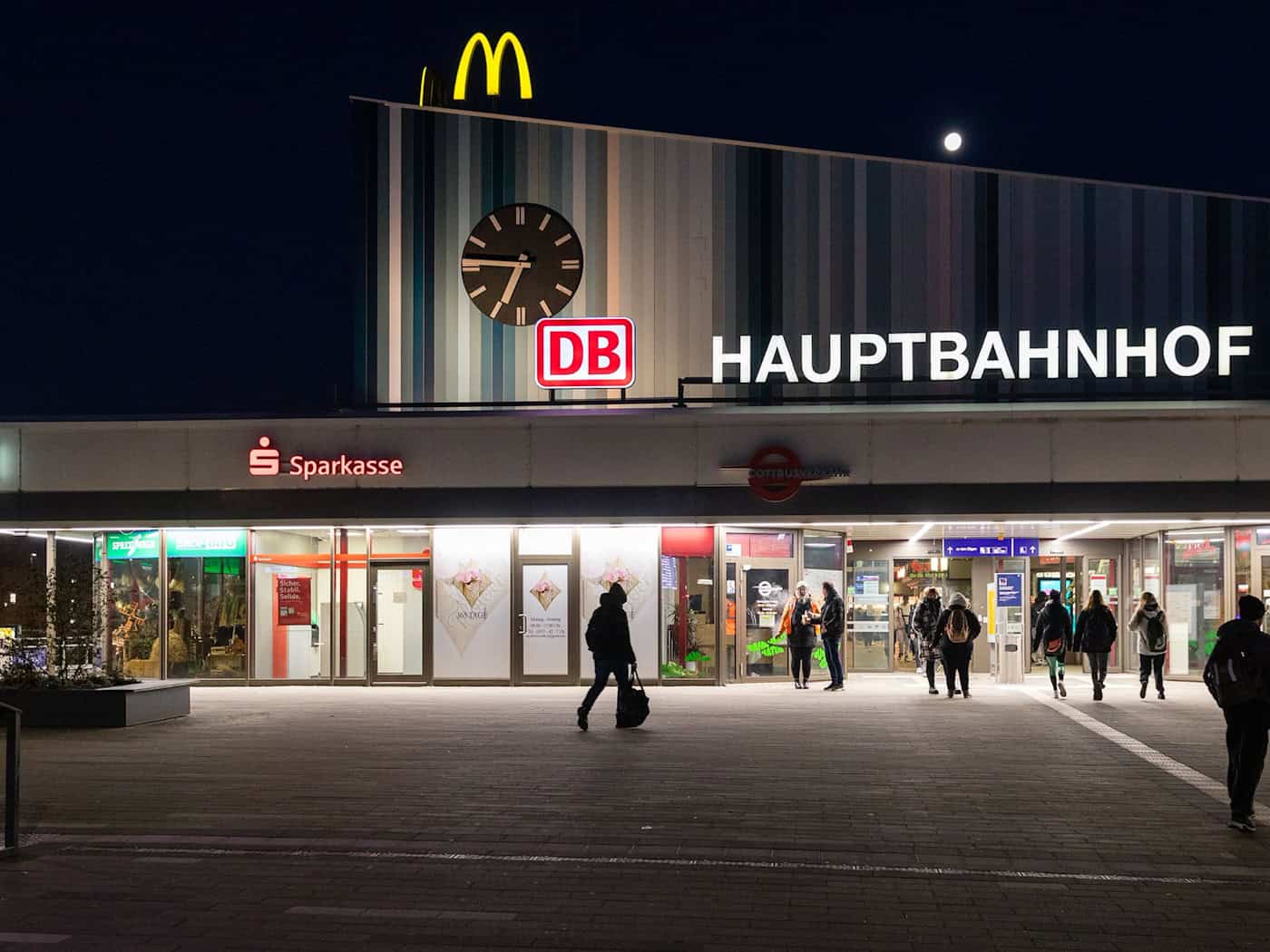 Monitor für Cottbuser Ausstellung zu NS-Unrecht beschädigt