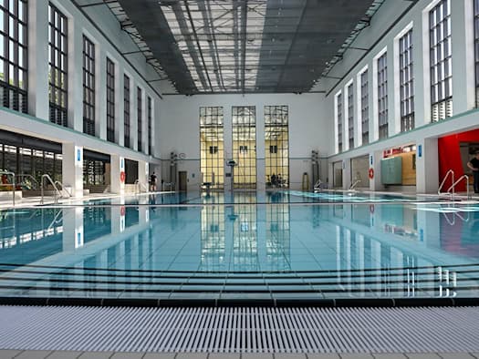 Nach Sanierung Baumängel im Stadtbad Schöneberg