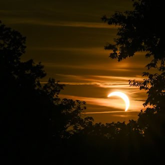 Nach Sonnenfinsternis: Patienten mit Beschwerden in Kliniken