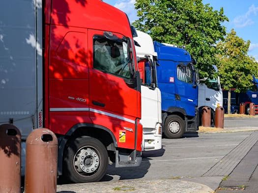 «Planenschlitzer» stehlen Schuhe aus Lkw