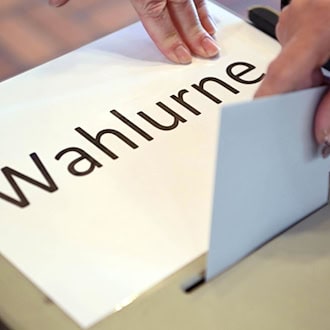 Russische Einflussversuche auf Wahlen im Herbst beobachtet