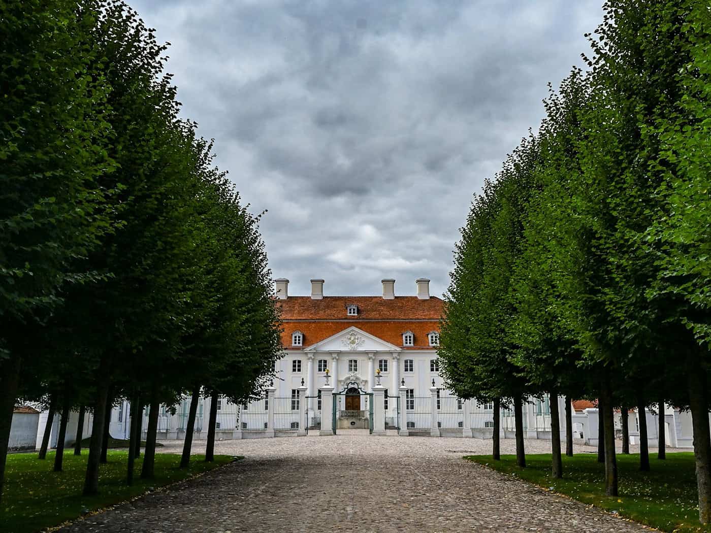 Verhandlungen über Nachnutzung von Schloss Meseberg laufen – Stiftung hofft auf Lösung vor 1. September