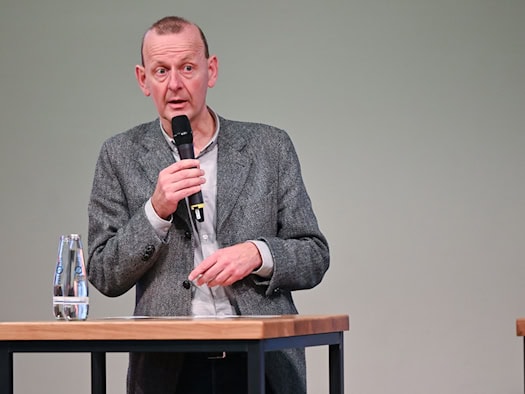 Stiftung Berliner Mauer will mehr DDR-Geschichte in Schulen
