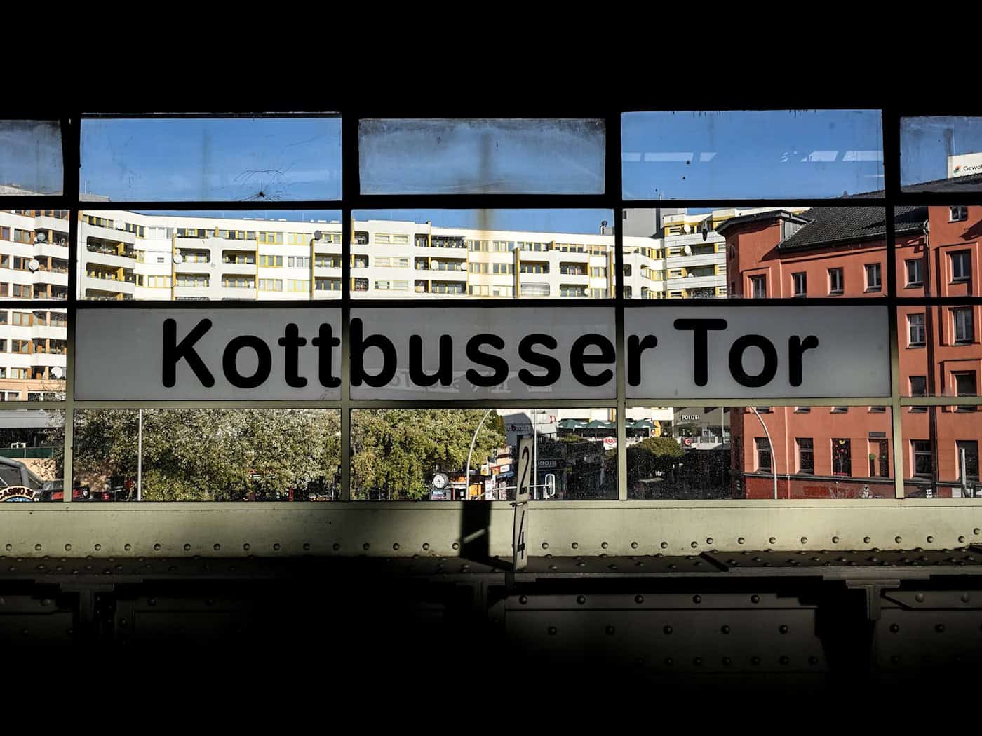 Streit um Israel? Mann an Berliner U-Bahnhof verletzt