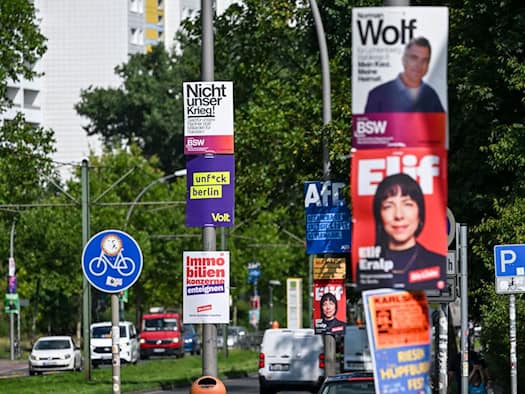 Tatort Wahlkampf: Plakate beschädigt, Helfer attackiert