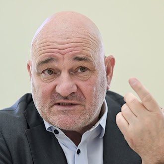 Brandenburg verlangt Gespräche mit dem Bund zur Finanzierung des Schienenverkehrs nach Anhebung der Trassenpreise