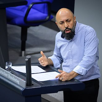 Berliner Staatsanwaltschaft ermittelt gegen Linken-Abgeordneten Ferat Koçak wegen Urkundenfälschung