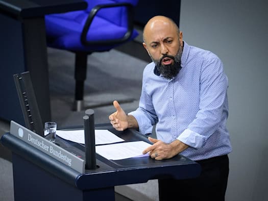 Berliner Staatsanwaltschaft ermittelt gegen Linken-Abgeordneten Ferat Koçak wegen Urkundenfälschung