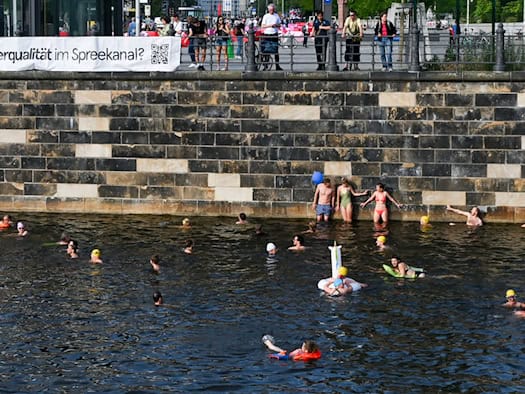 Verein ruft erneut zur Schwimm-Demo an der Spree auf