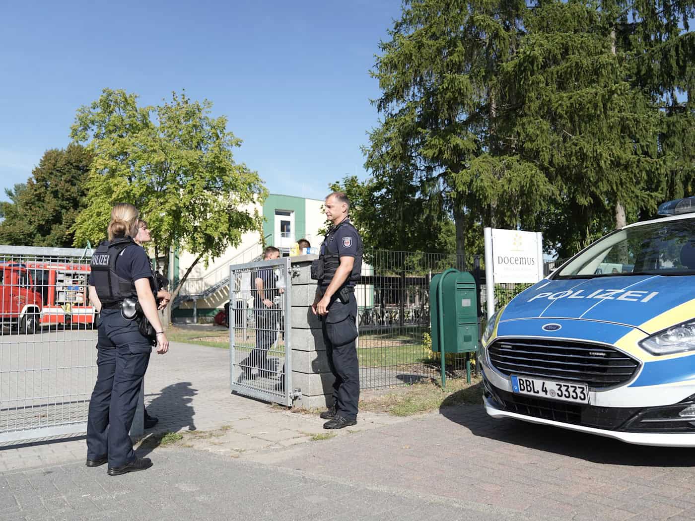 Was wir über die Gewalttat an einer Schule bei Berlin wissen