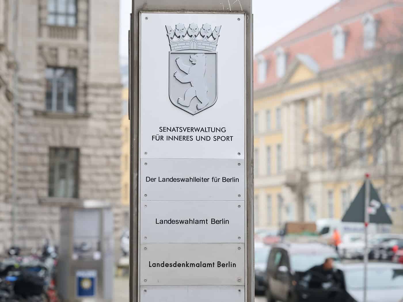 Anteil der Beamten im Berliner Landesdienst steigt auf 49,9 Prozent