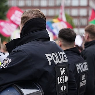 16 Festnahmen bei Demo gegen Wehrpflicht in Berlin