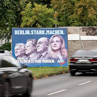 AfD-Wahlplakat zeigt Brinker neben Willy Brandt