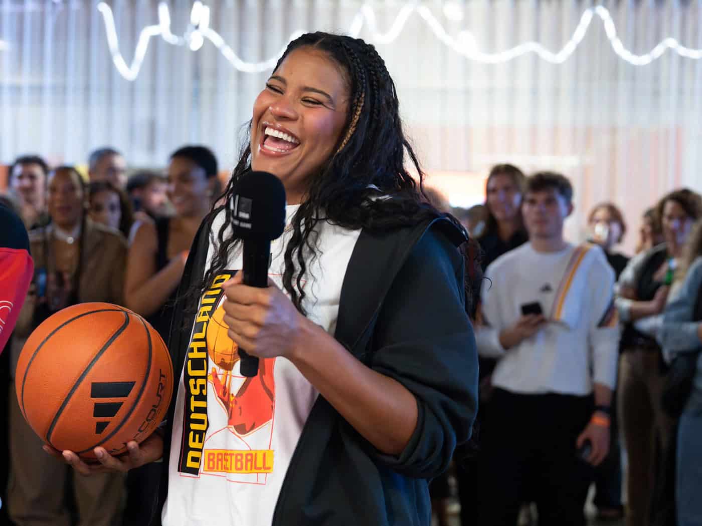 Heim-WM in Berlin: Fiebich führt deutsche Basketballerinnen gegen Spanien, Japan und Mali