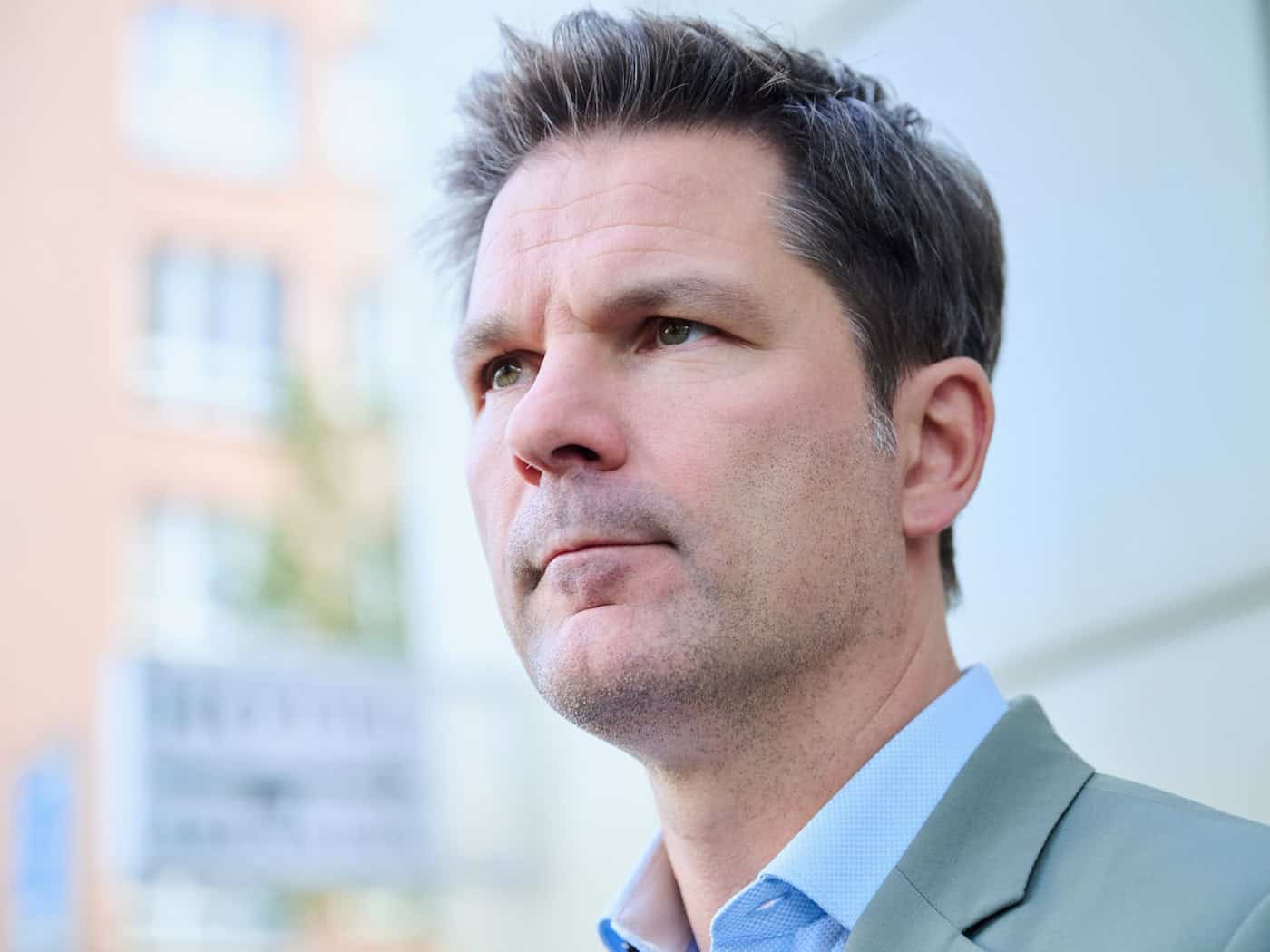 Berliner SPD-Chef Krach erwartet harte Sondierungen mit Linken und Grünen – verlangt klare Regelungen gegen Antisemitismus