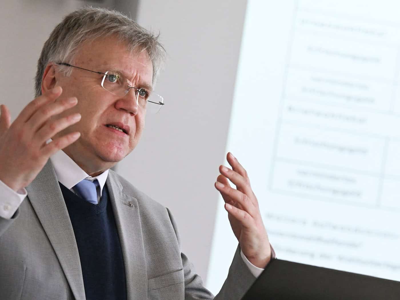 Berlins Landeswahlleiter weist Zweifel an Briefwahl-Sicherheit zurück