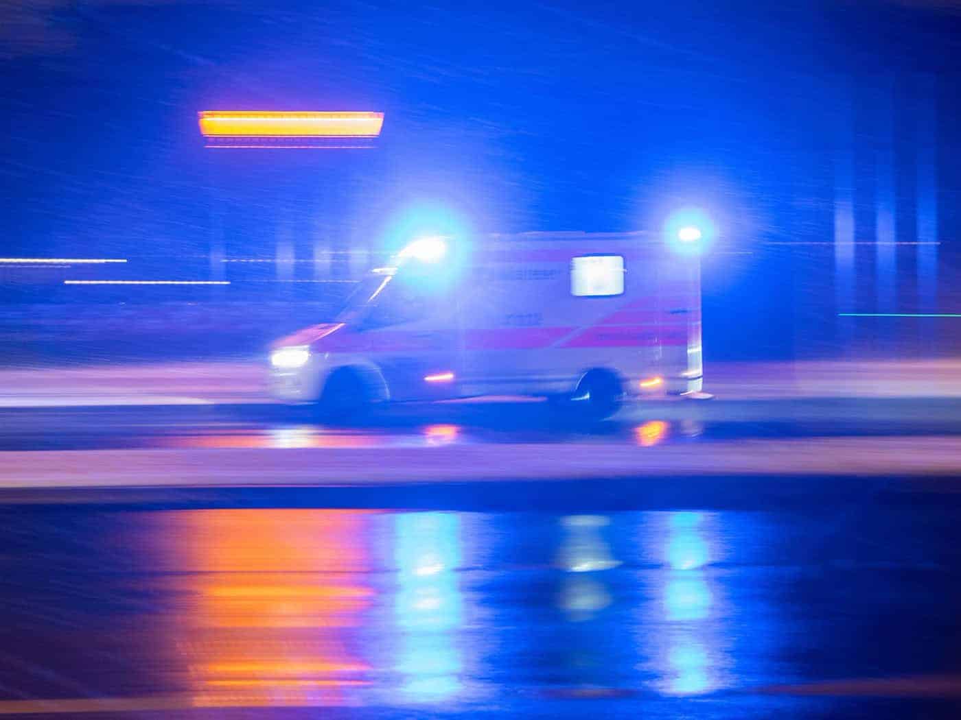 Fünf Leichtverletzte bei Unfall mit Rettungswagen