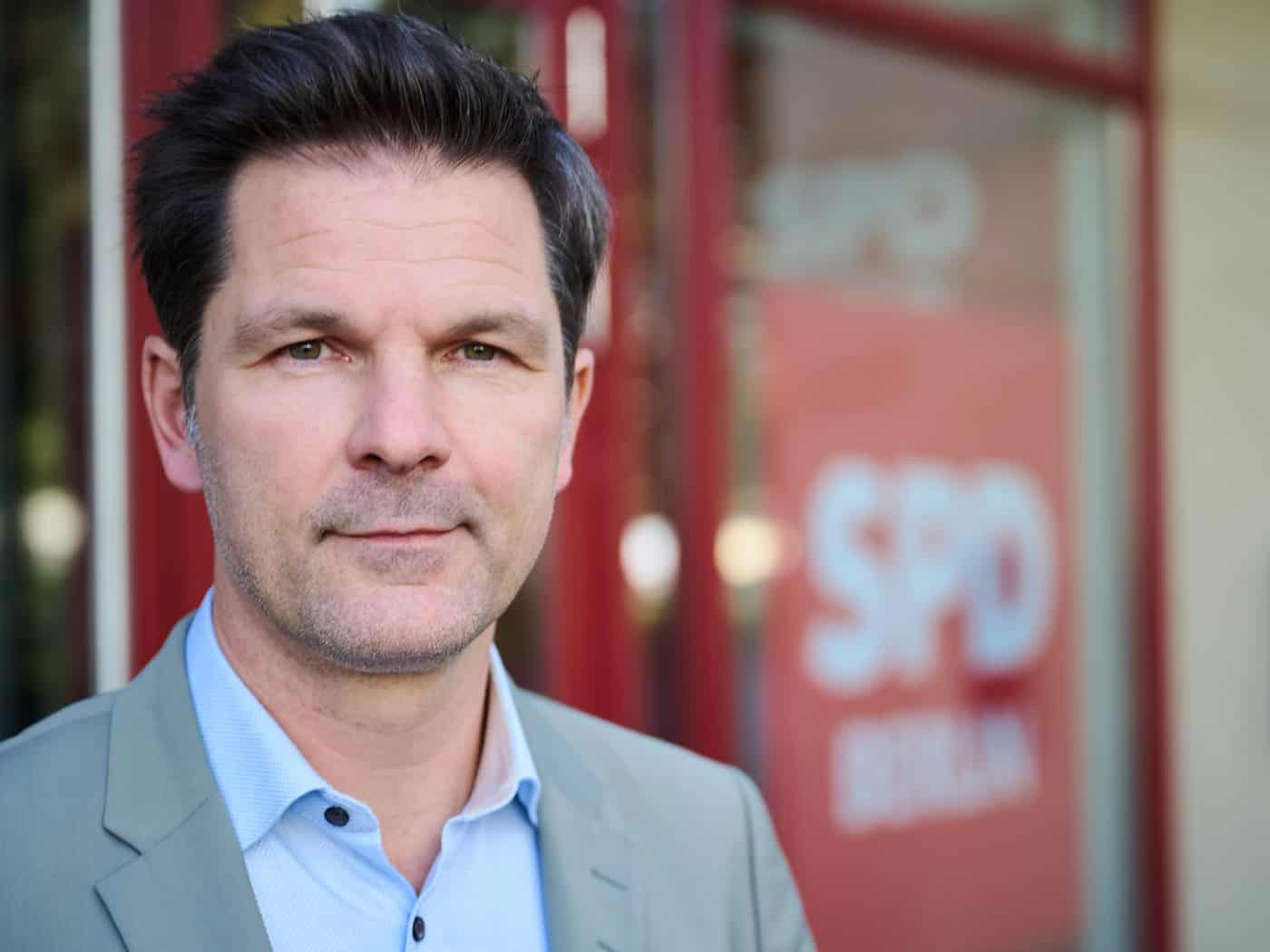 Berliner SPD-Spitzenkandidat Krach kündigt sachliche Sondierungen mit der Linke an