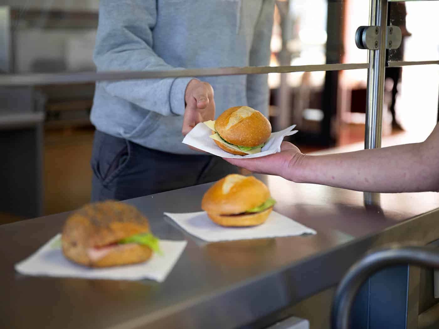 Schülerfirmen in Storkow: Projekte aus 20 Brandenburger Schulen von Catering bis 3D‑Druck