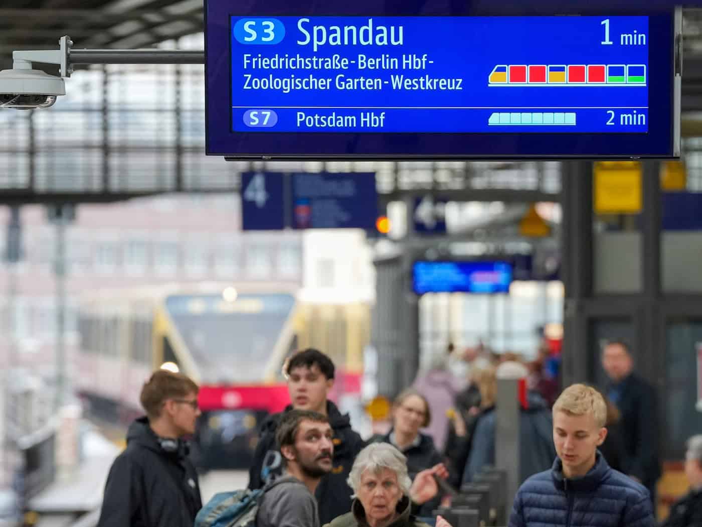 S-Bahn Berlin: Auslastungsanzeige nun an mehr Bahnhöfen