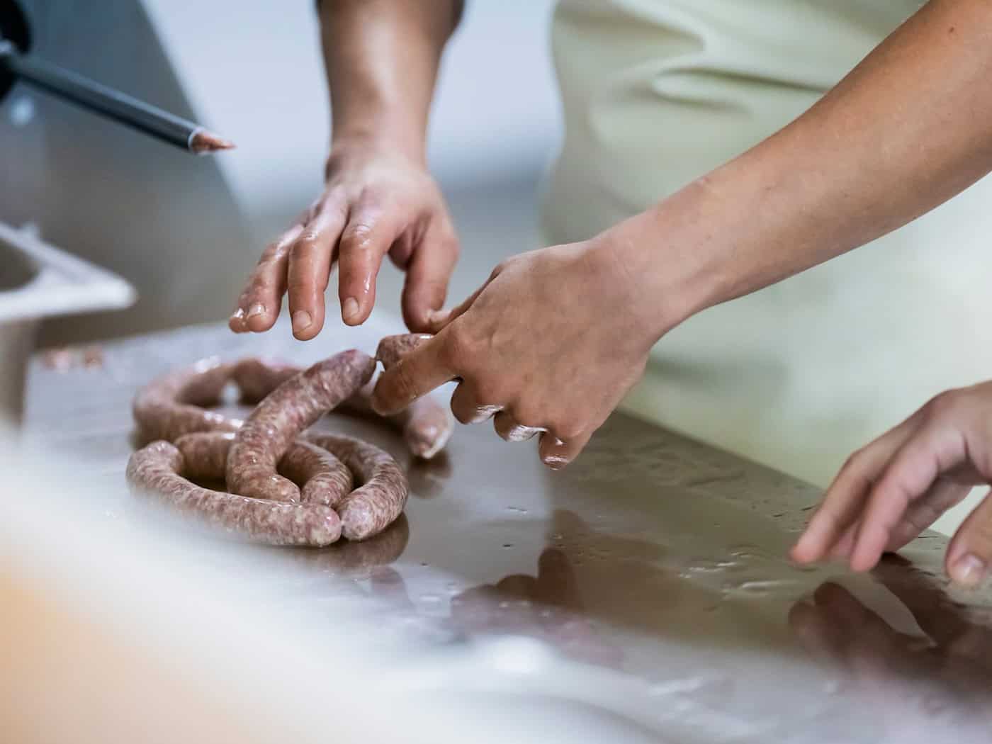 28. Brandenburger Schlachtefest in Paaren im Glien: 70 regionale Produzenten präsentieren Wurst, Fleisch und Handwerk