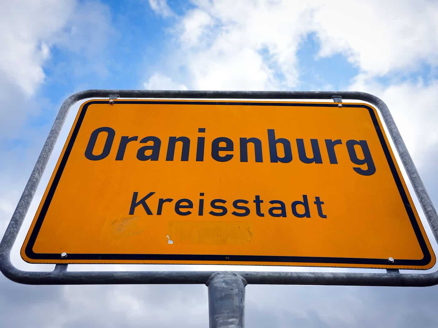 Linken-Büro angegriffen - Zwei Verletzte durch Pfefferspray