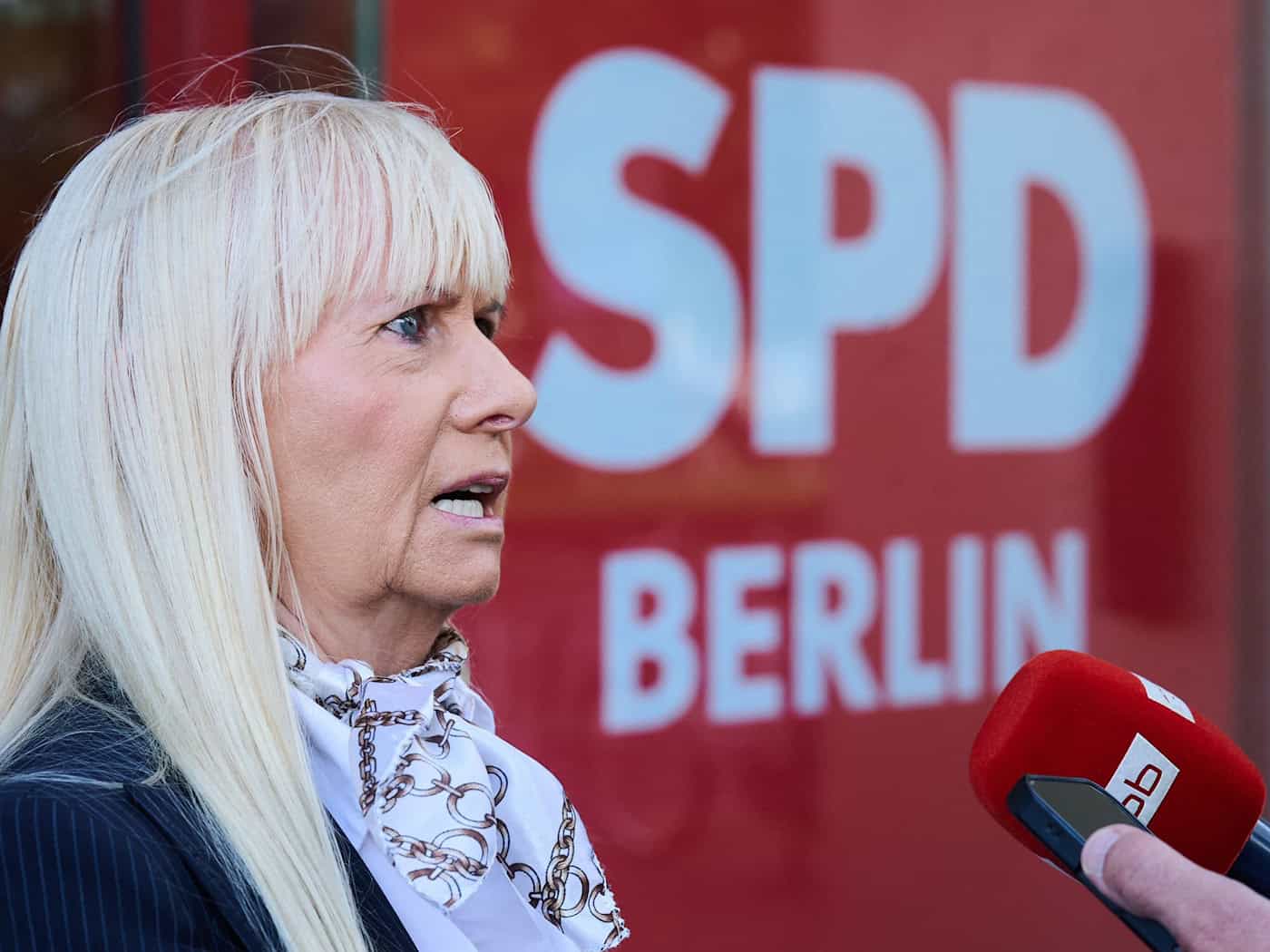 Berlins Innensenatorin warnt vor Ausschluss von Verfassungsschutz-Informationen