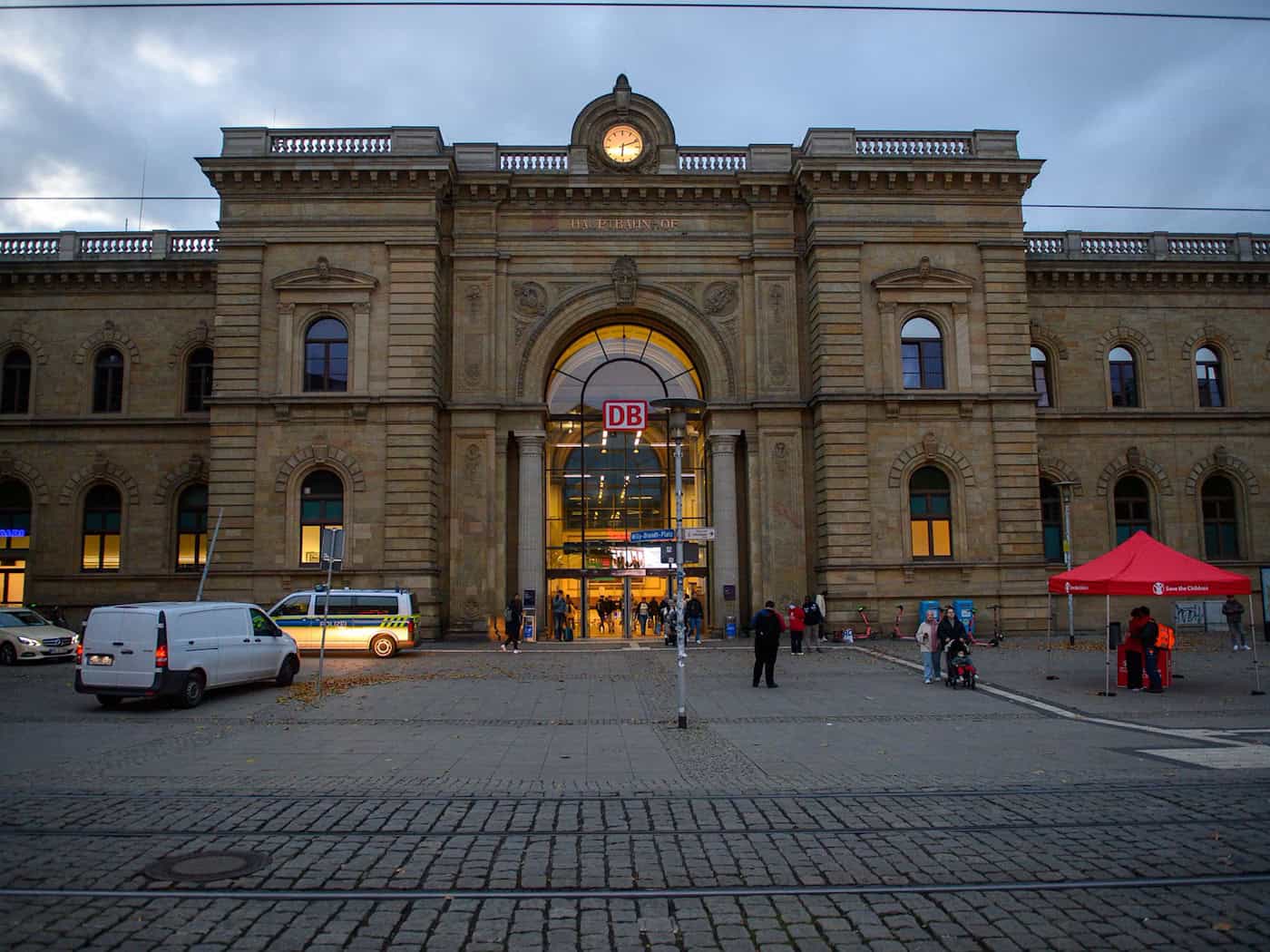 Bremse an Zug aus Amsterdam qualmt - Störung im Bahnverkehr