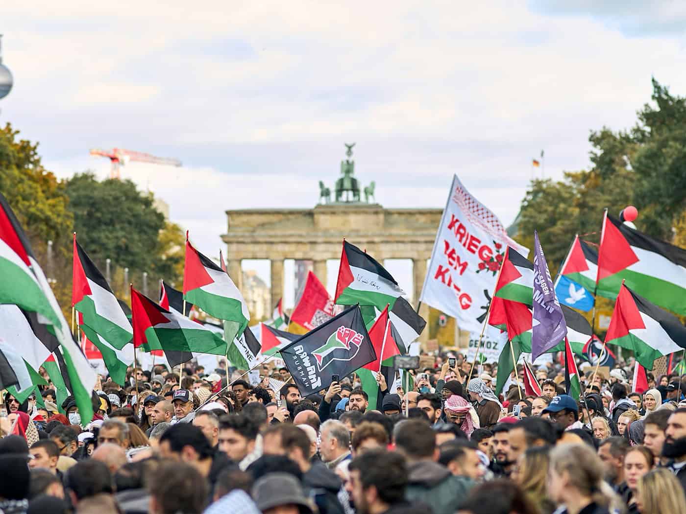 Demonstrationen im Regierungsviertel - 1.400 Polizisten