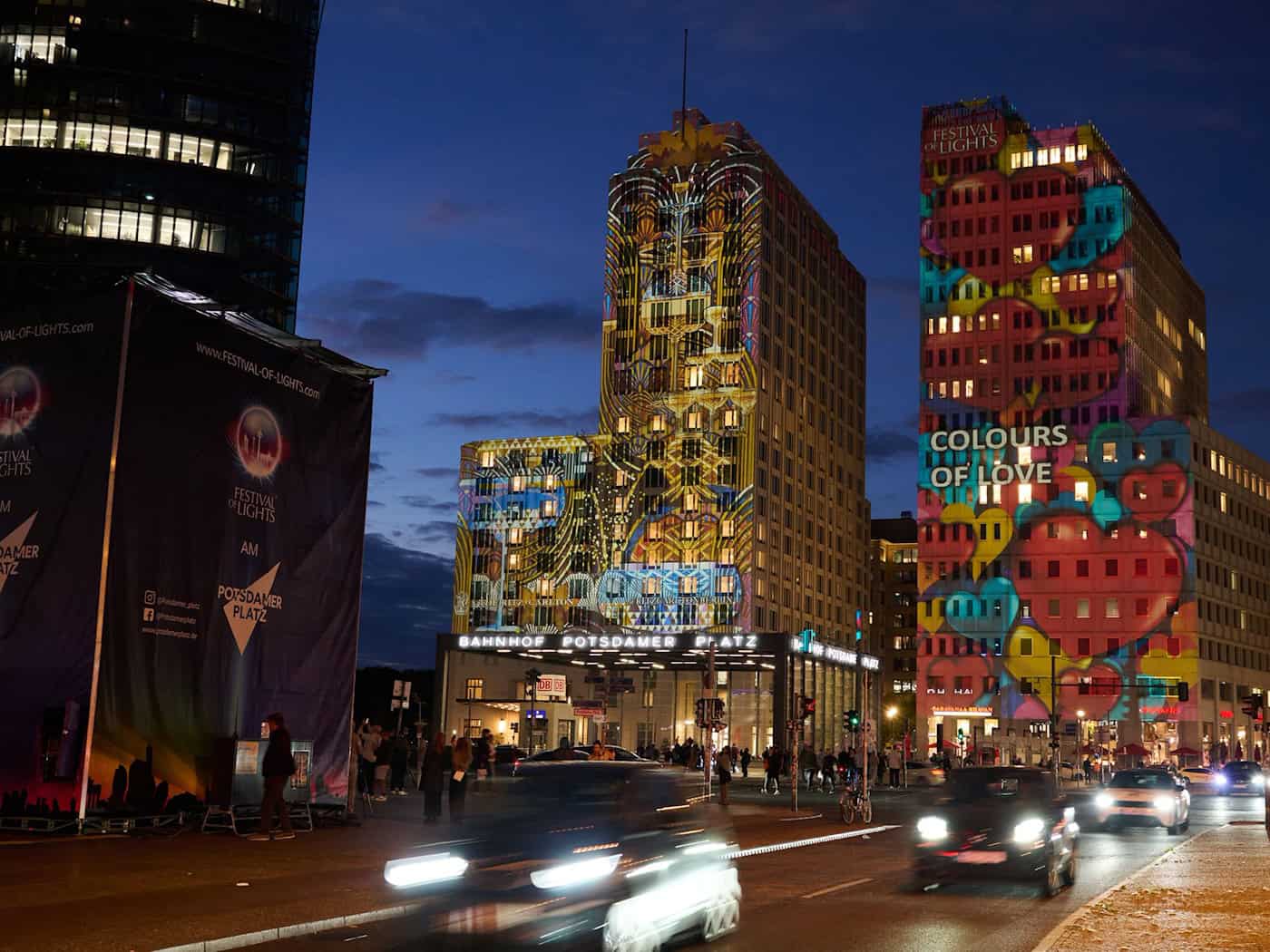 Festival of Lights in Berlin: Sehenswürdigkeiten leuchten unter dem Motto „Colours of Love“